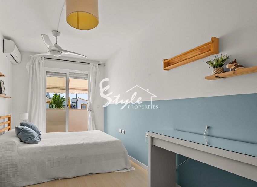 Reventa - Villa - Torre de La Horadada - Pueblo Latino