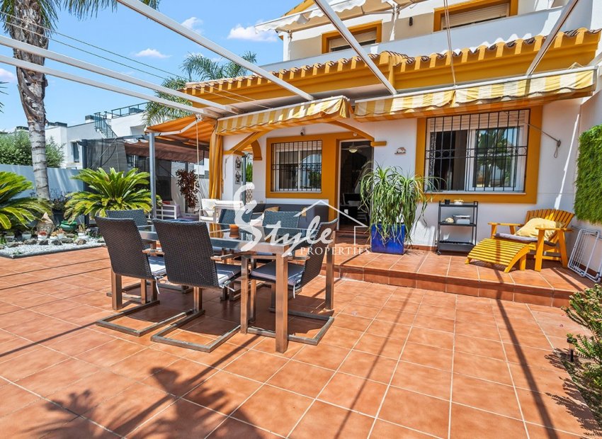 Reventa - Villa - Torre de La Horadada - Pueblo Latino