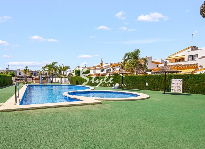 Reventa - Villa - Torre de La Horadada - Pueblo Latino