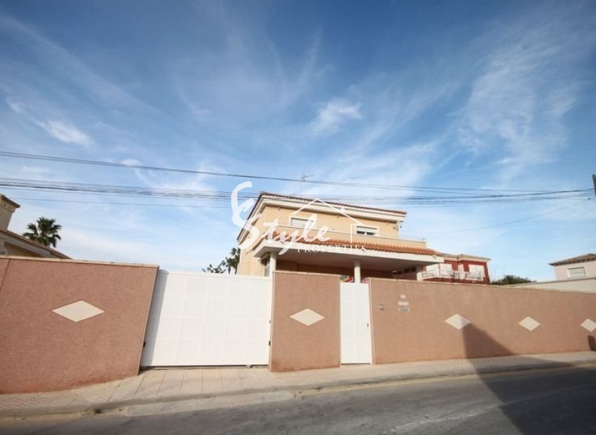 Reventa - Villa - Torrevieja  - Aguas Nuevas