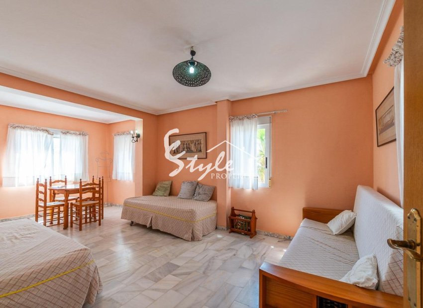 Reventa - Villa - Torrevieja - Cala de cabo cervera