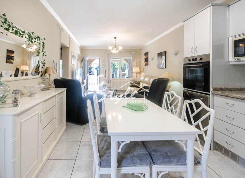 Reventa - Villa - Torrevieja  - Calas Blancas