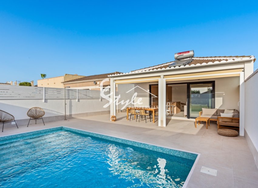 Reventa - Villa - Torrevieja  - El Chaparal