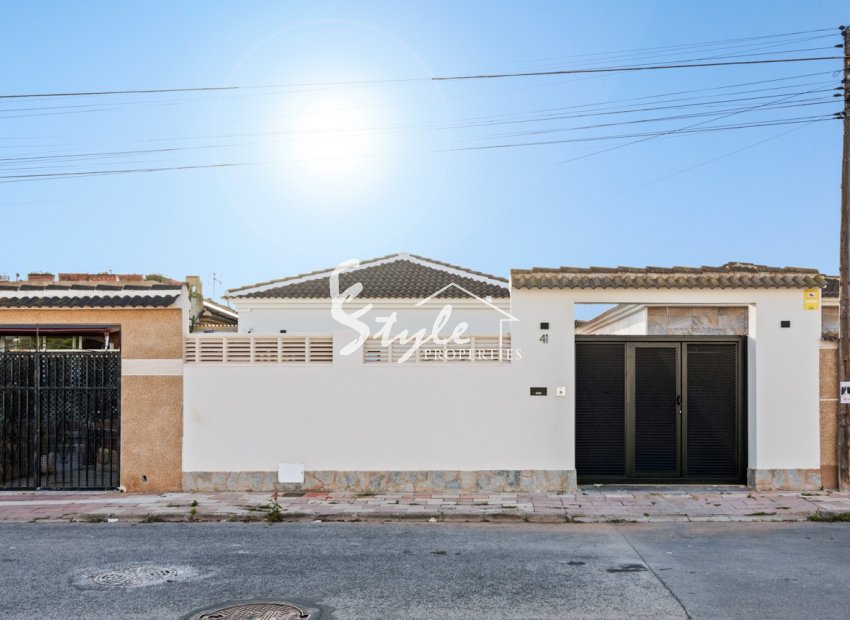 Reventa - Villa - Torrevieja  - El Chaparal