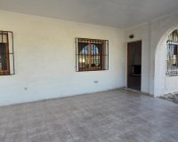 Reventa - Villa - Torrevieja - El Chaparal