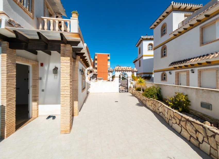 Reventa - Villa - Torrevieja  - La Mata