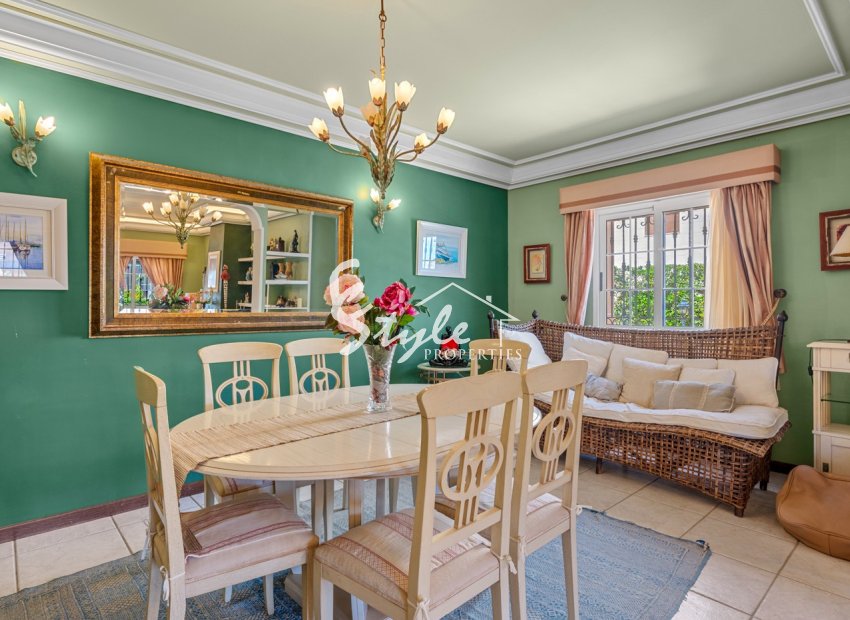 Reventa - Villa - Torrevieja - La Mata