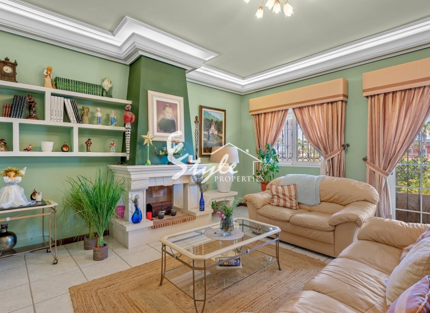 Reventa - Villa - Torrevieja - La Mata