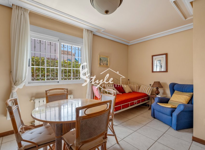 Reventa - Villa - Torrevieja - La Mata