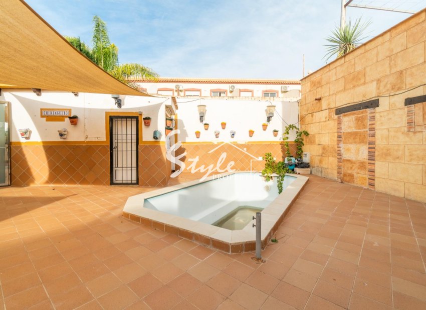 Reventa - Villa - Torrevieja - Los altos