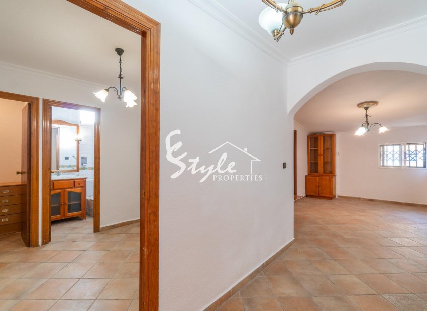 Reventa - Villa - Torrevieja - Los altos