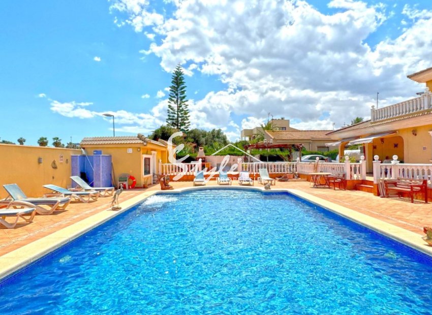 Reventa - Villa - Torrevieja  - Los Balcones