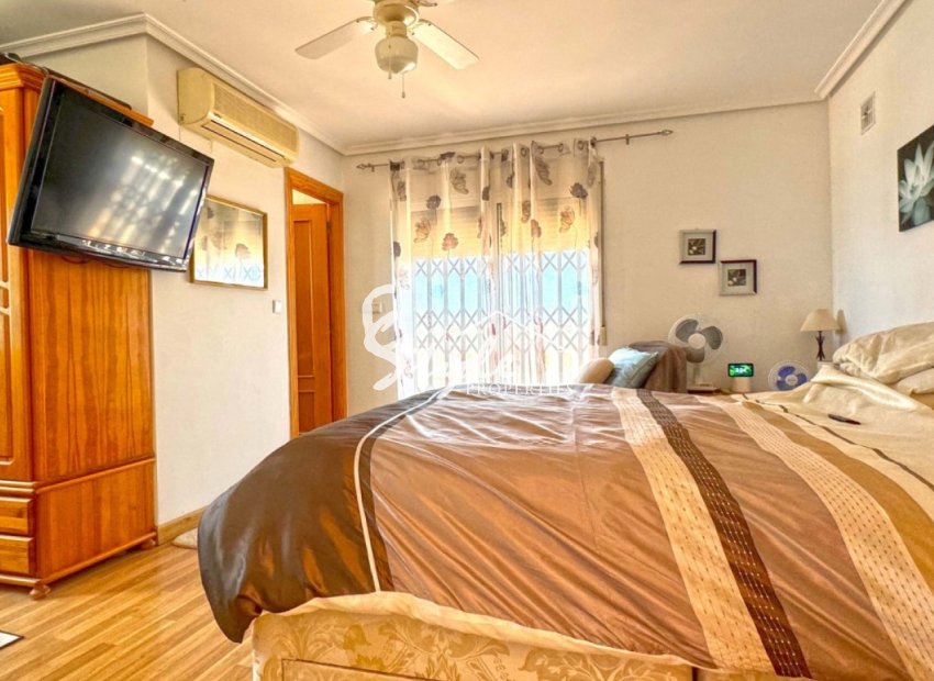 Reventa - Villa - Torrevieja  - Los Balcones