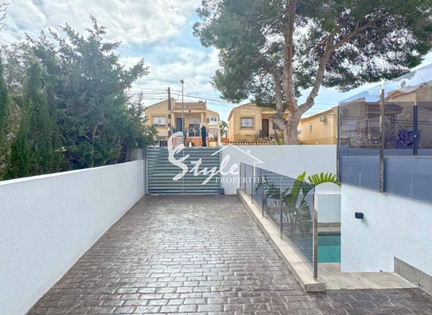 Reventa - Villa - Torrevieja  - Los Balcones