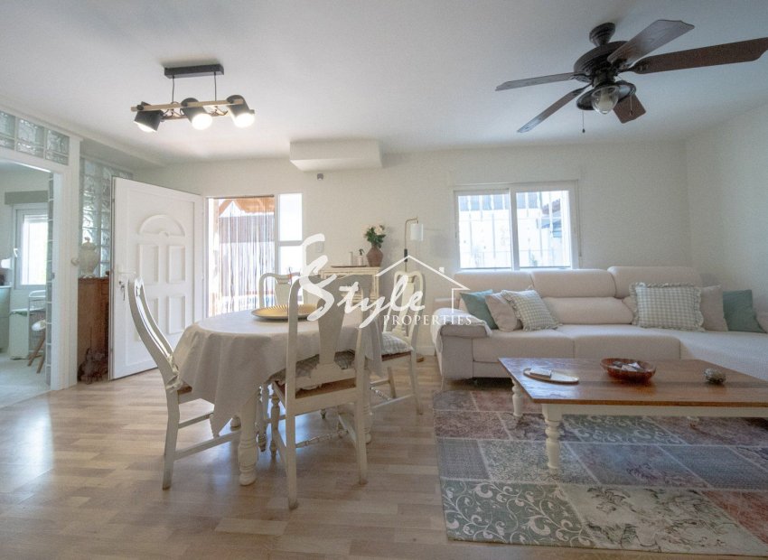 Reventa - Villa - Torrevieja  - Los Balcones