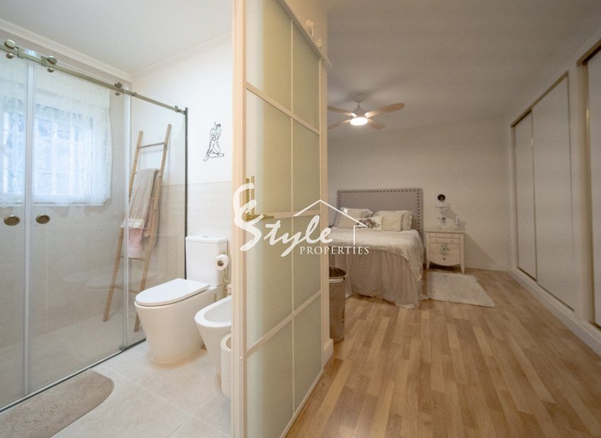 Reventa - Villa - Torrevieja  - Los Balcones