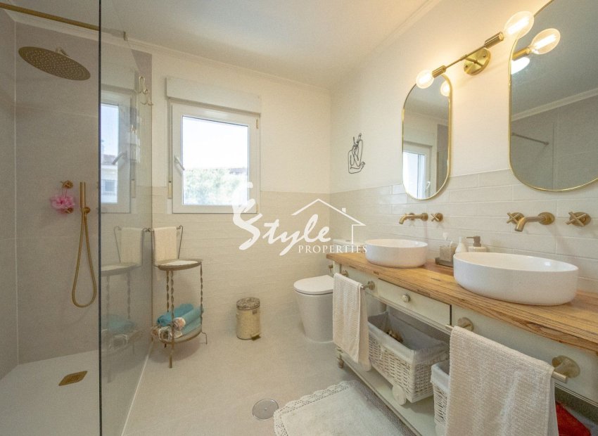 Reventa - Villa - Torrevieja  - Los Balcones