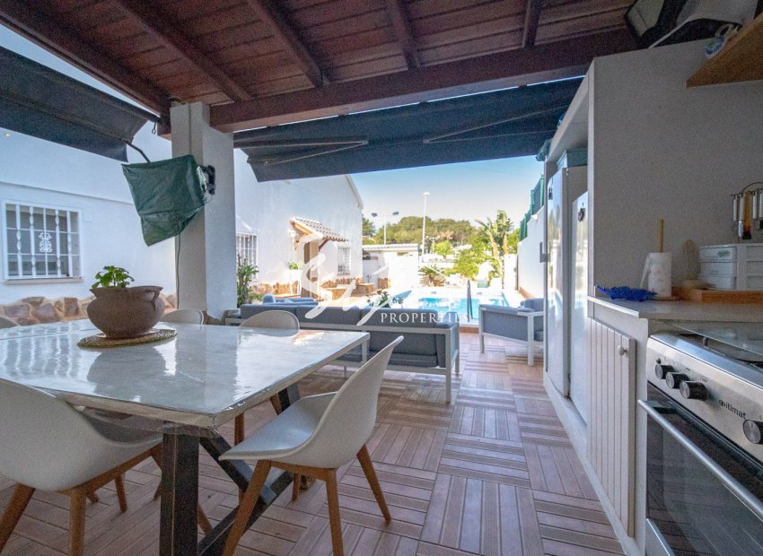 Reventa - Villa - Torrevieja  - Los Balcones