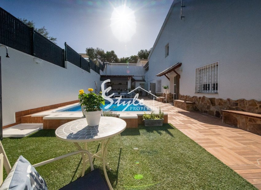 Reventa - Villa - Torrevieja  - Los Balcones