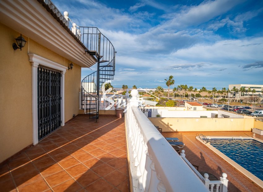 Reventa - Villa - Torrevieja  - Los Balcones