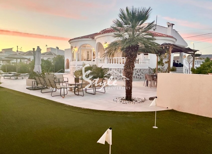 Reventa - Villa - Torrevieja  - San luis