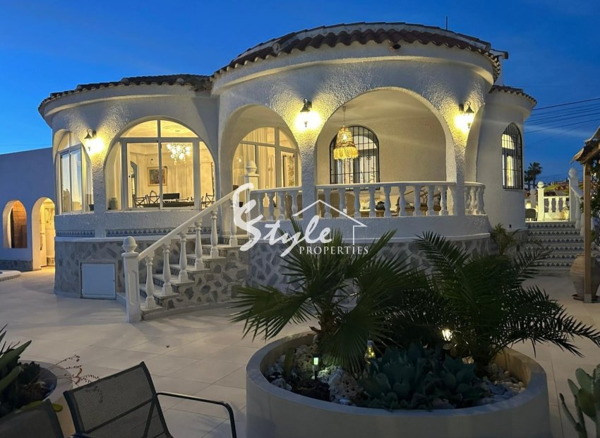 Reventa - Villa - Torrevieja  - San luis