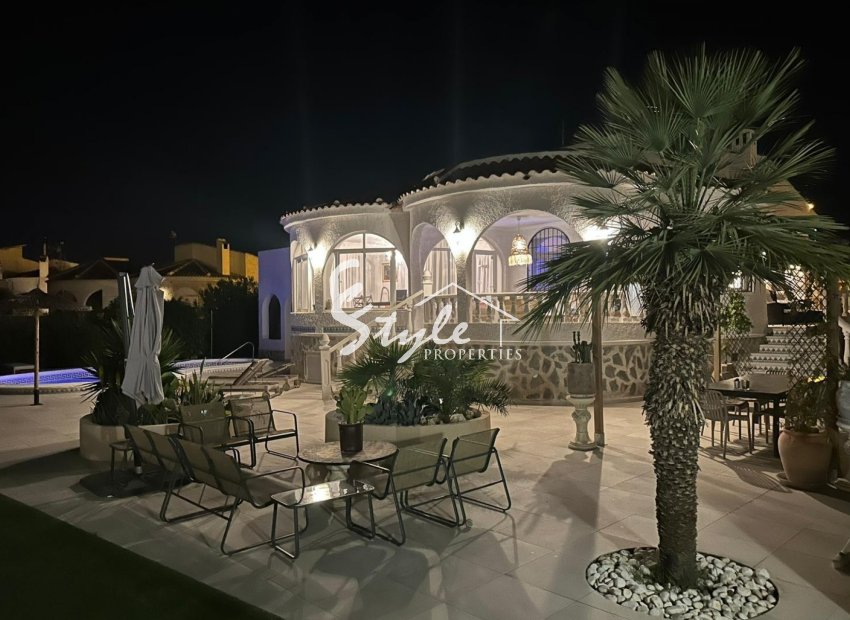 Reventa - Villa - Torrevieja  - San luis