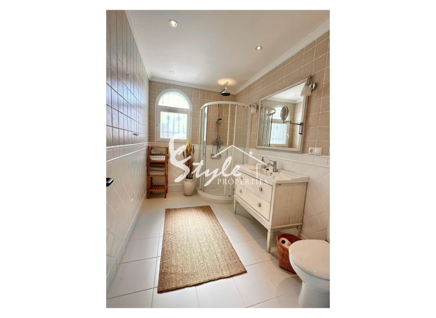 Reventa - Villa - Torrevieja  - San luis