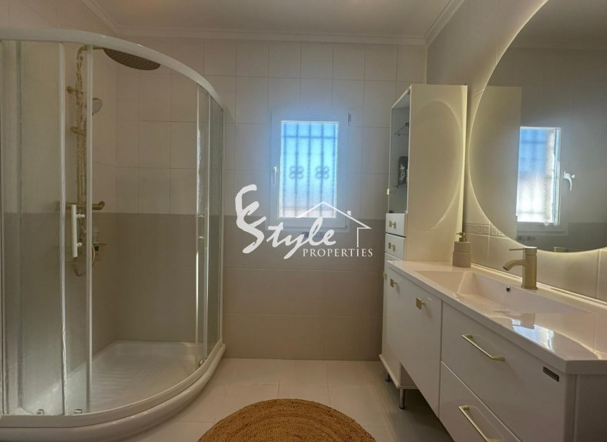 Reventa - Villa - Torrevieja  - San luis