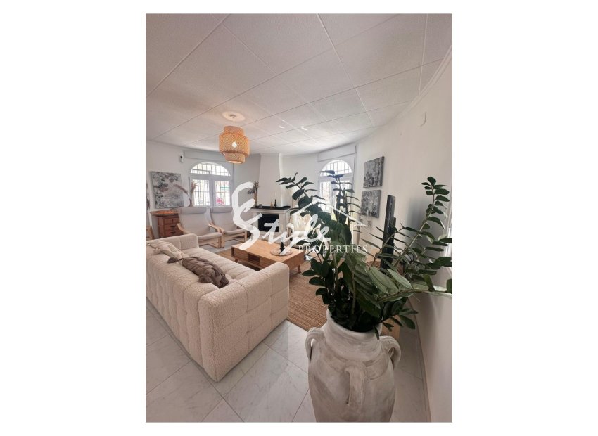 Reventa - Villa - Torrevieja  - San luis