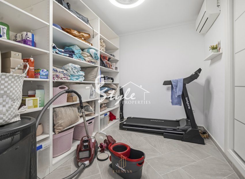 Reventa - Villa - Torrevieja - San Luis