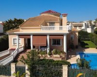 Reventa - Villa - Torrevieja - Torrelamata - La Mata