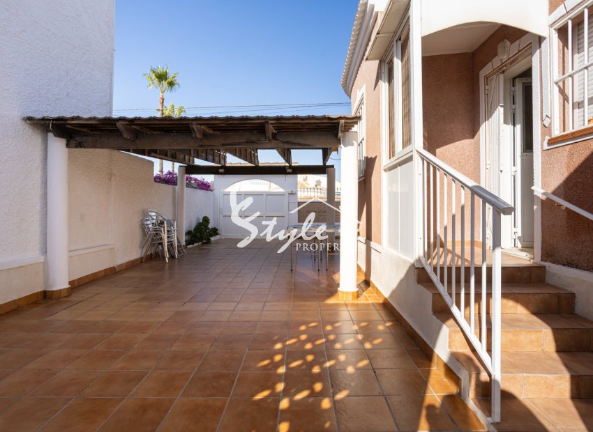 Reventa - Villa - Torrevieja  - Urbanización San Luis