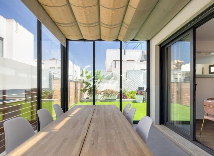 Reventa - Villa - Torrevieja