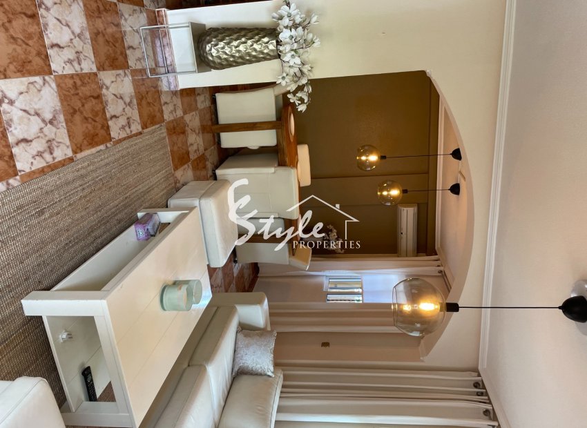 Reventa - Villa - Villamartín - La Regia
