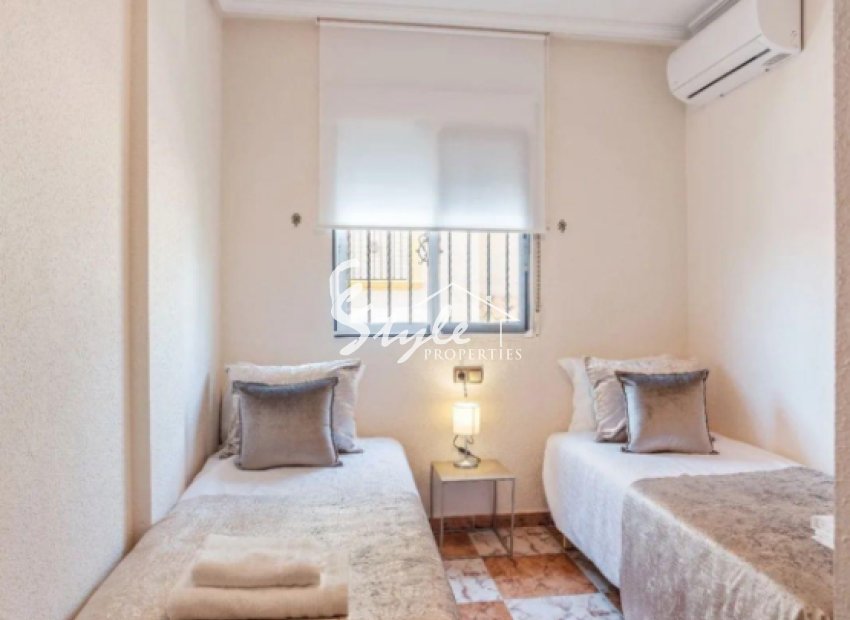 Reventa - Villa - Villamartín - La Regia