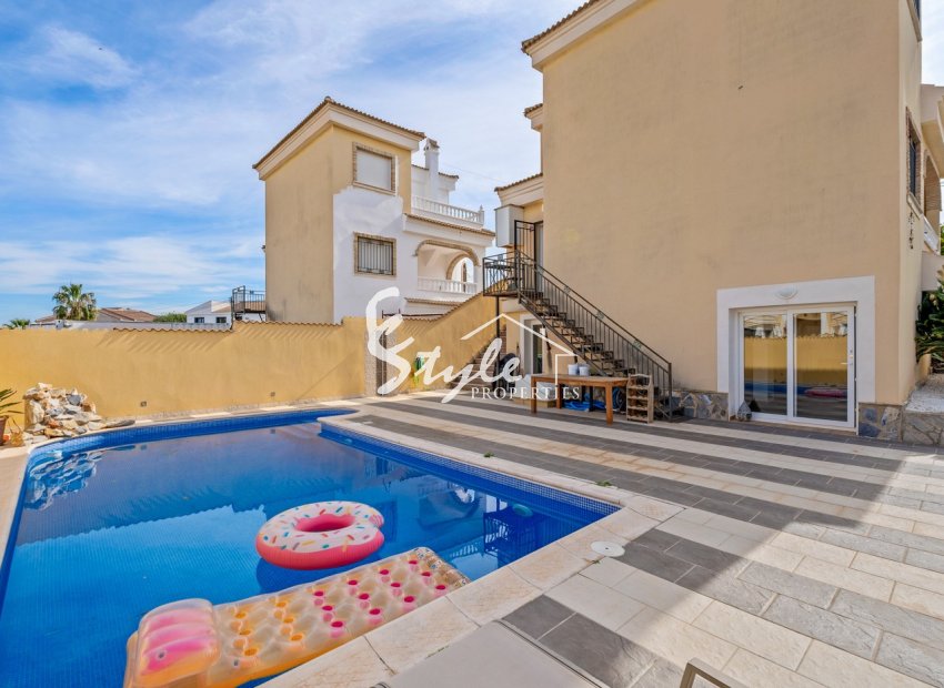 Reventa - Villa - Villamartín - Las Filipinas
