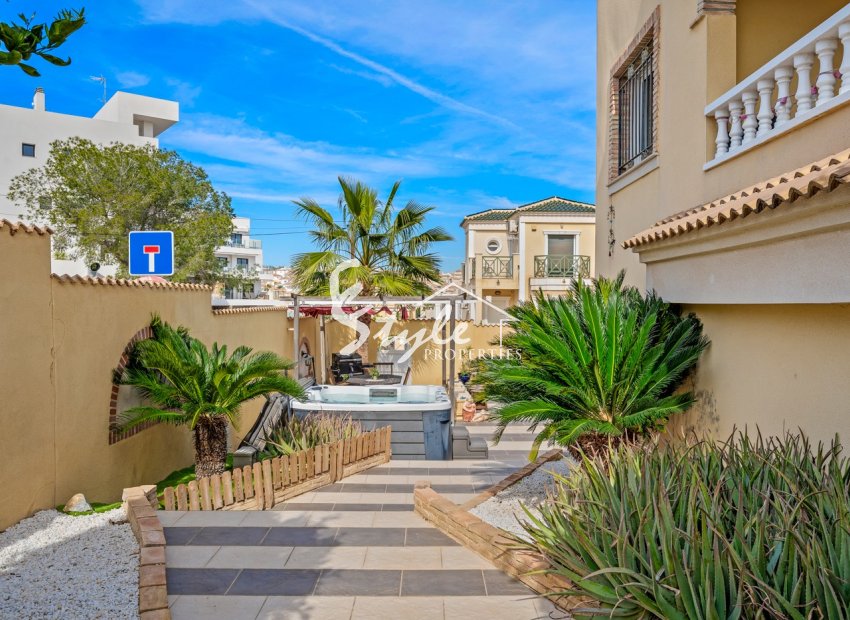Reventa - Villa - Villamartín - Las Filipinas