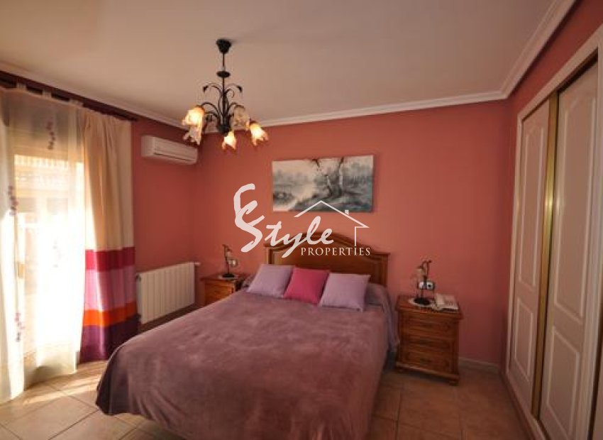 Reventa - Villa - Villamartín - Villamartin