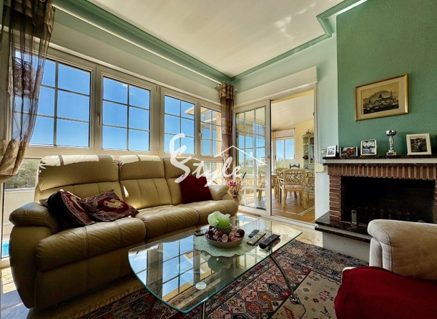 Reventa - Villa - Villamartín - Villamartin