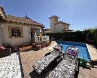 Reventa - Villa - Villamartín - Villamartin