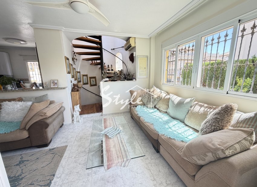 Reventa - Villa - Villamartín - Villamartin