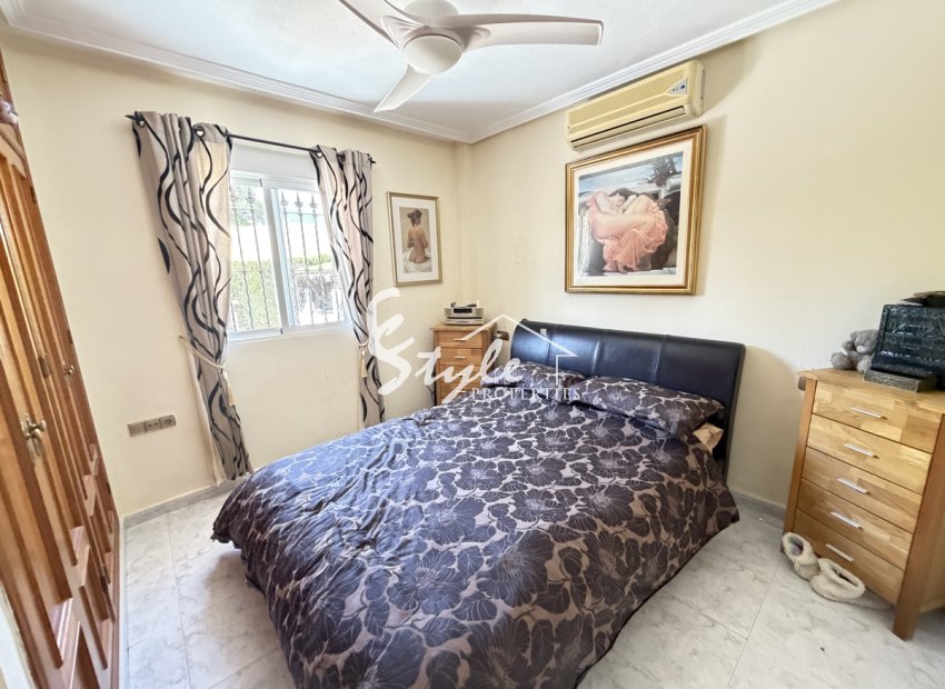 Reventa - Villa - Villamartín - Villamartin