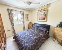 Reventa - Villa - Villamartín - Villamartin