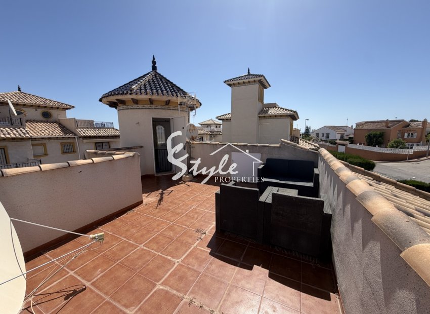 Reventa - Villa - Villamartín - Villamartin