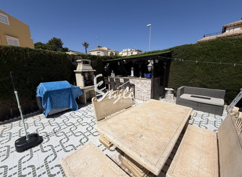 Reventa - Villa - Villamartín - Villamartin