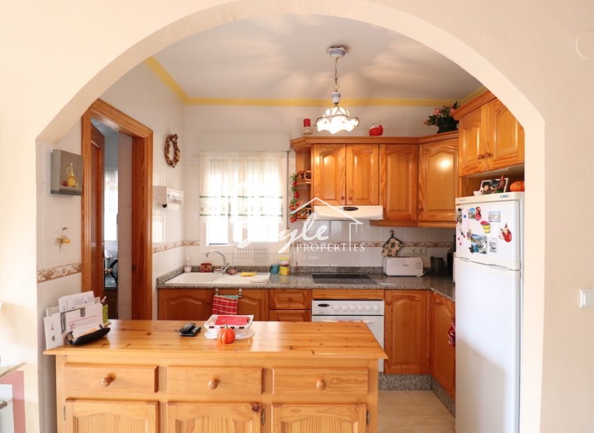 Reventa - Villa - Villamartín - Villamartin