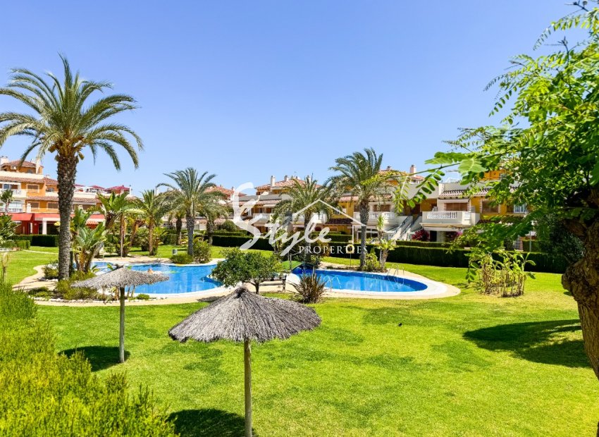 Сдается посуточно 3-комнатная квартира в Zeniamar IX, Плайя Фламенка, Испания. ID080