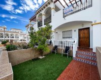 Se vende adosado 3 habitaciones en La Cinueliva R11, Punta Prima, Orihuela Costa, Costa Blanca. ID1626
