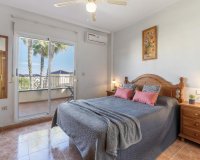 Se vende adosado de 3 dormitorios con vistas al mar en Punta Prima, Los Altos, Orihuela Costa, Costa Blanca. ID2338